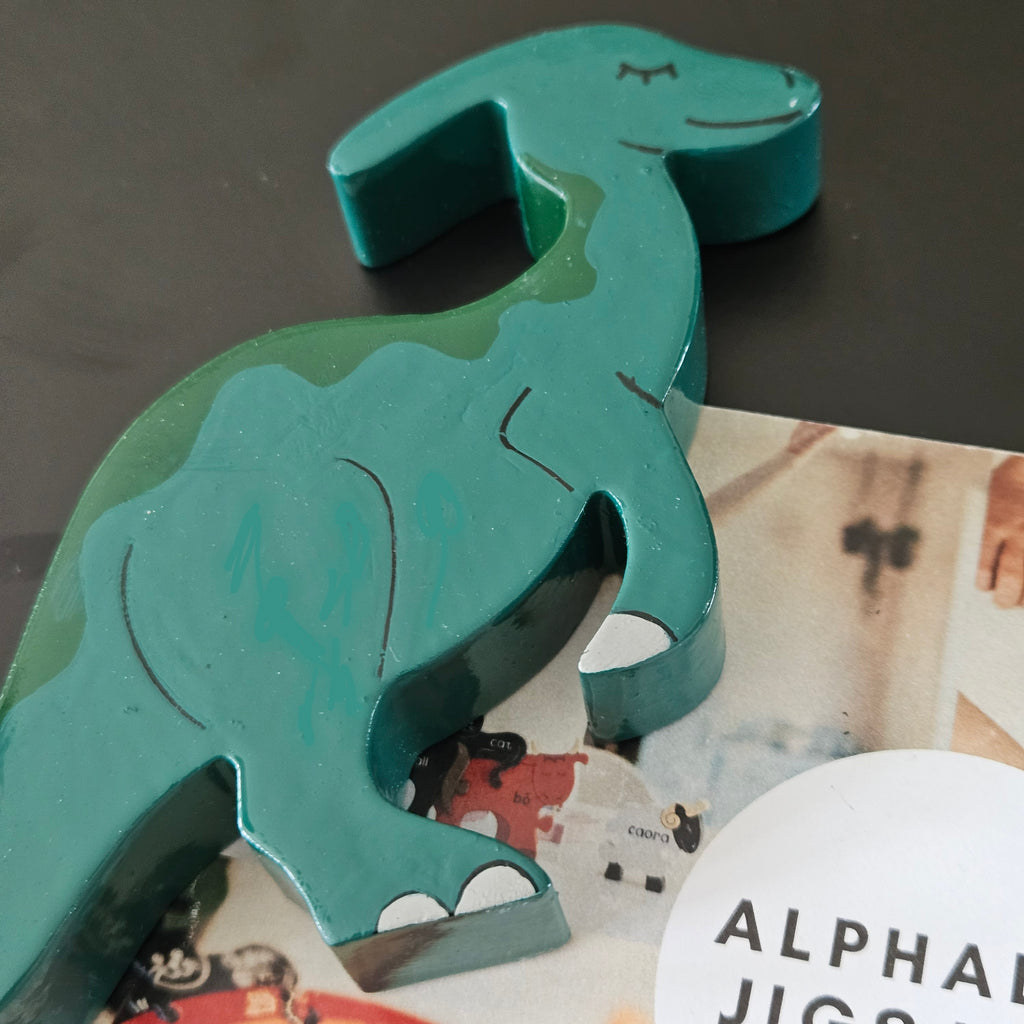 Magnetic Parasaurolophus Play Figure