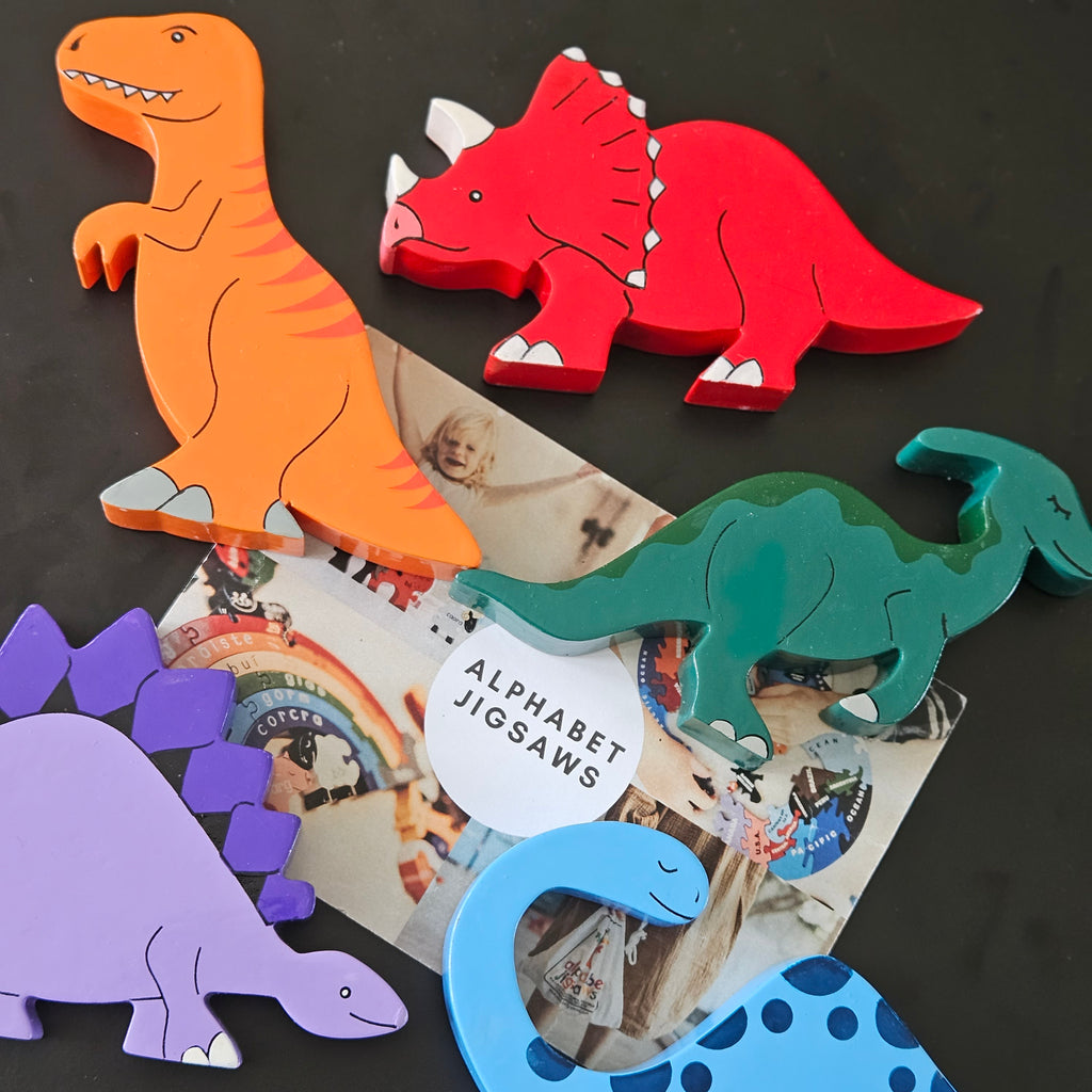 Magnetic Diplodocus Play Figure